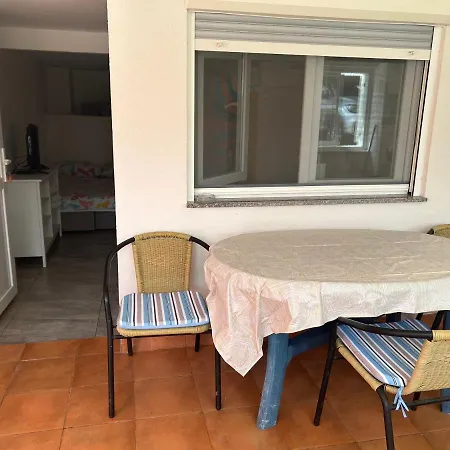 Apartmani Nina Petrčane Exterior foto