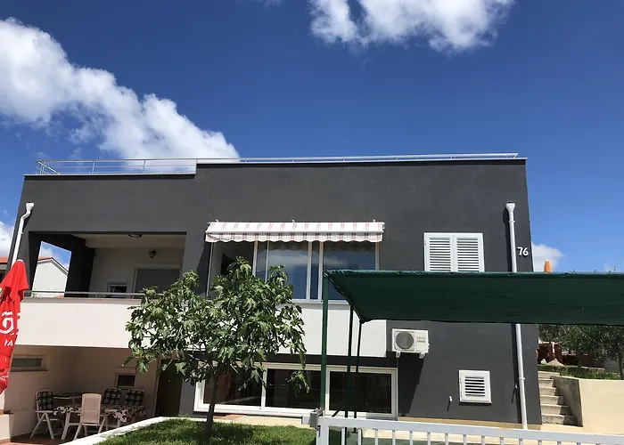 Apartmani Nina