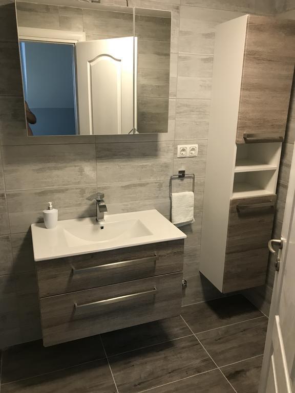 Nina Apartment